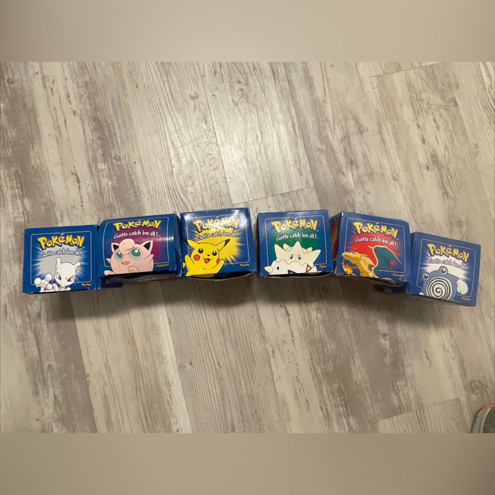 1999 blue SEALED Pokémon 23k gold plated trading card set of 6